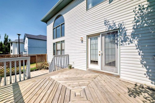 42 Sierra Nevada Green Sw, Calgary, AB - Outdoor With Deck Patio Veranda With Exterior