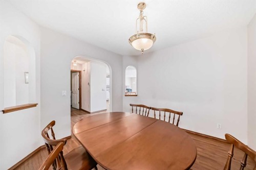 42 Sierra Nevada Green Sw, Calgary, AB - Indoor Photo Showing Other Room