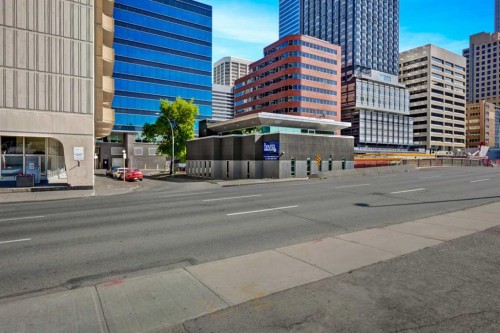 902 9 Avenue Sw, Calgary, AB 