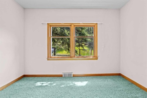 404 Otter Street, Banff, AB - Indoor Photo Showing Other Room