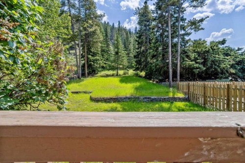 404 Otter Street, Banff, AB - Outdoor