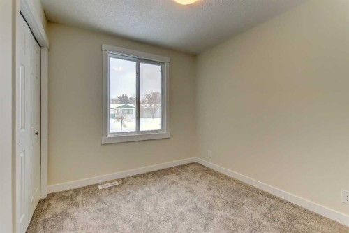 272 Acadia Drive Se, Calgary, AB - Indoor Photo Showing Other Room