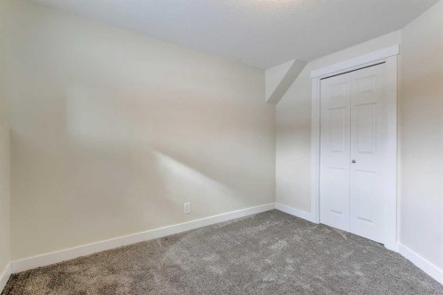 272 Acadia Drive Se, Calgary, AB - Indoor Photo Showing Other Room