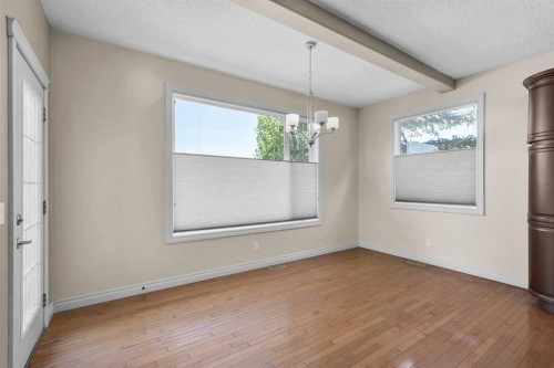 86 Springborough Green Sw, Calgary, AB - Indoor Photo Showing Other Room