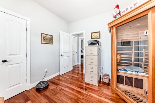 52 Winter Drive, Olds, AB - Indoor Photo Showing Other Room