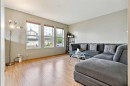 7 Covewood Park Ne, Calgary, AB  - Indoor Photo Showing Living Room 