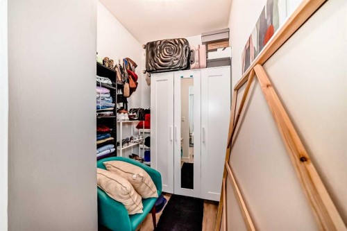 5214-200 Seton Circle Se, Calgary, AB - Indoor Photo Showing Other Room