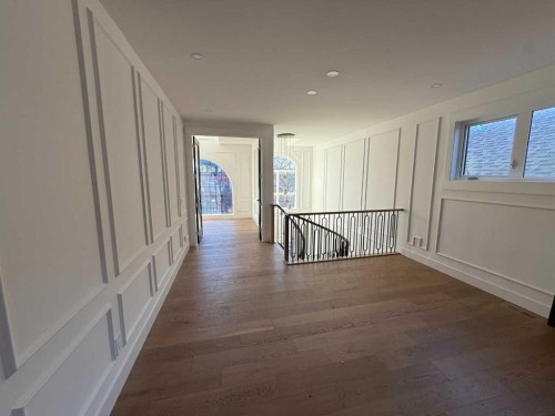 1910 Broadview Road Nw, Calgary, AB - Indoor Photo Showing Other Room