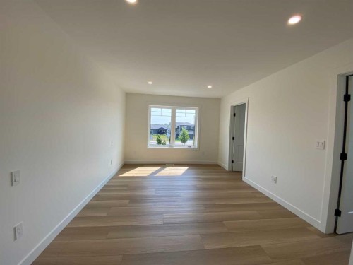 4 Williams Avenue, Olds, AB - Indoor Photo Showing Other Room