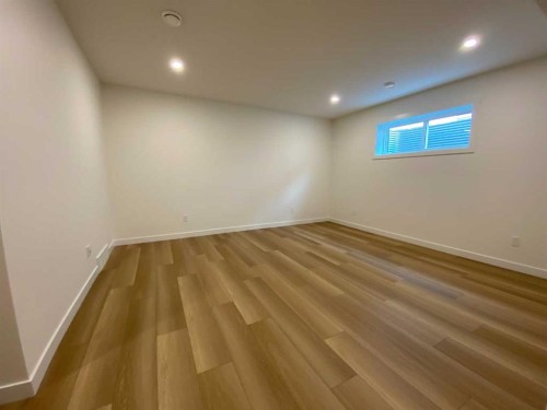 4 Williams Avenue, Olds, AB - Indoor Photo Showing Other Room