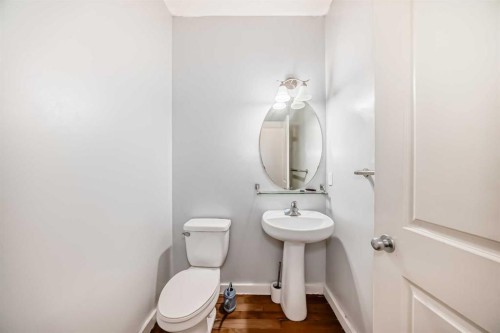 104 Panamount Terrace Nw, Calgary, AB - Indoor Photo Showing Bathroom
