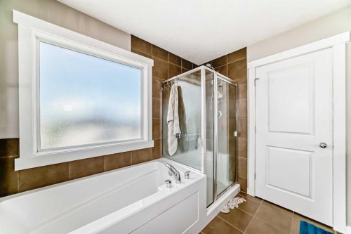 104 Panamount Terrace Nw, Calgary, AB - Indoor Photo Showing Bathroom