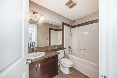 104 Panamount Terrace Nw, Calgary, AB - Indoor Photo Showing Bathroom