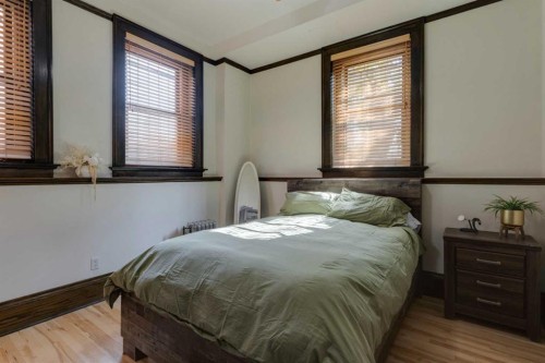 1-804 18 Avenue Sw, Calgary, AB - Indoor Photo Showing Bedroom