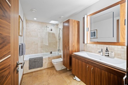 118 Cairns Landing, Canmore, AB - Indoor Photo Showing Bathroom