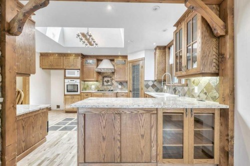 764 East Chestermere Drive, Chestermere, AB - Indoor Photo Showing Kitchen