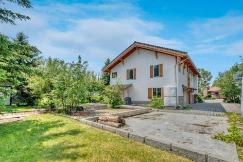 764 East Chestermere Drive, Chestermere, AB - Outdoor