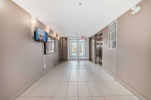 1113-11 Mahogany Row Se, Calgary, AB - Indoor Photo Showing Other Room