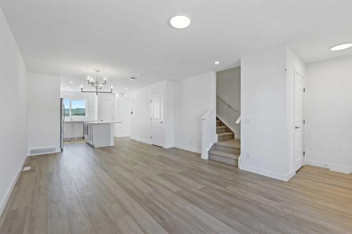 922 Wolf Willow Boulevard Se, Calgary, AB - Indoor