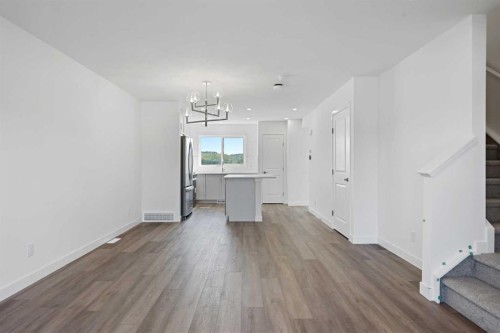 922 Wolf Willow Boulevard Se, Calgary, AB - Indoor