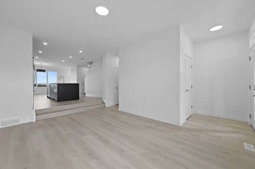 19852 45 Street Se, Calgary, AB - Indoor