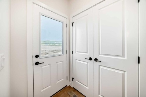 426 Heartland Way, Cochrane, AB - Indoor Photo Showing Other Room