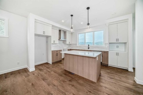 426 Heartland Way, Cochrane, AB - Indoor Photo Showing Kitchen