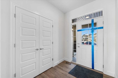 1059 Southwinds Green Sw, Airdrie, AB - Indoor Photo Showing Other Room