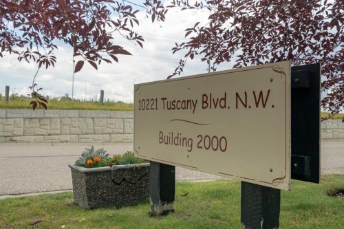 2110-10221 Tuscany Boulevard Nw, Calgary, AB - Outdoor