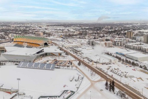 8490 106A Avenue Nw, Edmonton, AB 