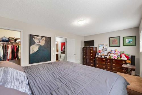 90 Panatella Villas Nw, Calgary, AB - Indoor Photo Showing Bedroom