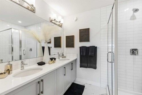 63 Heirloom Boulevard Se, Calgary, AB - Indoor Photo Showing Bathroom