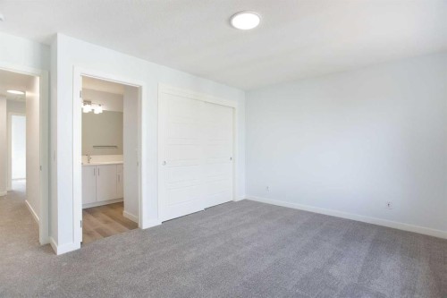 406-1750 Rangeview Drive Se, Calgary, AB - Indoor Photo Showing Other Room