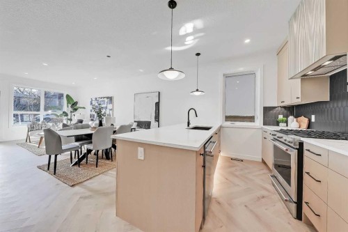 3-1524 29 Avenue Sw, Calgary, AB - Indoor Photo Showing Other Room