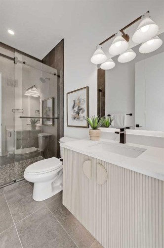 3-1524 29 Avenue Sw, Calgary, AB - Indoor Photo Showing Bathroom