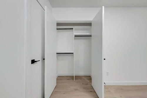 3-1524 29 Avenue Sw, Calgary, AB - Indoor Photo Showing Other Room