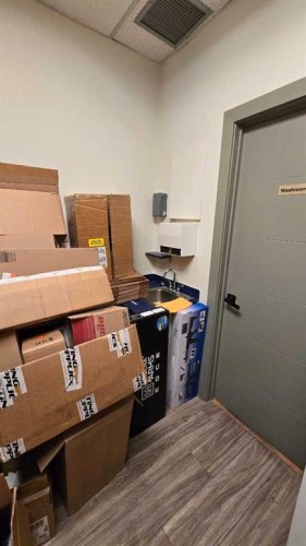 103-136 17 Avenue Ne, Calgary, AB 