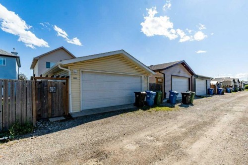 241 Covemeadow Road Ne, Calgary, AB - Outdoor