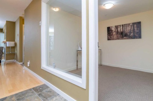 1403-1088 6 Avenue Sw, Calgary, AB - Indoor Photo Showing Other Room