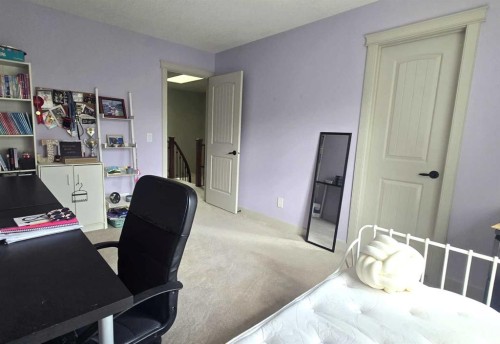 1156 Sherwood Boulevard Nw, Calgary, AB - Indoor