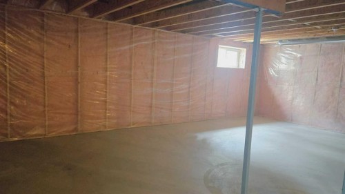 1156 Sherwood Boulevard Nw, Calgary, AB - Indoor Photo Showing Basement