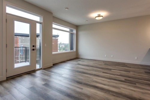 259 Royal Elm Road Nw, Calgary, AB - Indoor Photo Showing Other Room