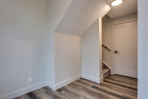 259 Royal Elm Road Nw, Calgary, AB - Indoor Photo Showing Other Room