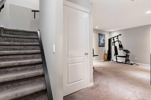 95 Evansborough Common Nw, Calgary, AB - Indoor Photo Showing Other Room