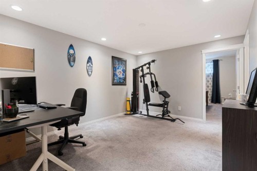 95 Evansborough Common Nw, Calgary, AB - Indoor Photo Showing Office