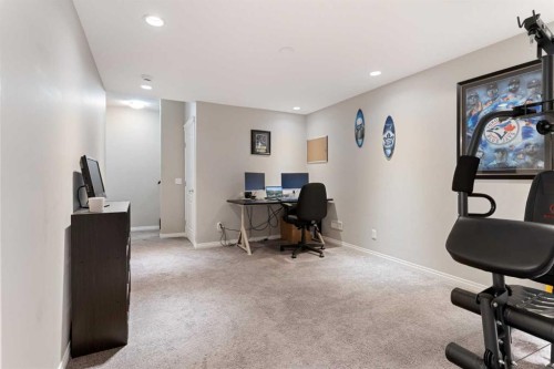 95 Evansborough Common Nw, Calgary, AB - Indoor