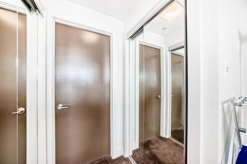 507-10 Shawnee Hill Sw, Calgary, AB - Indoor Photo Showing Other Room