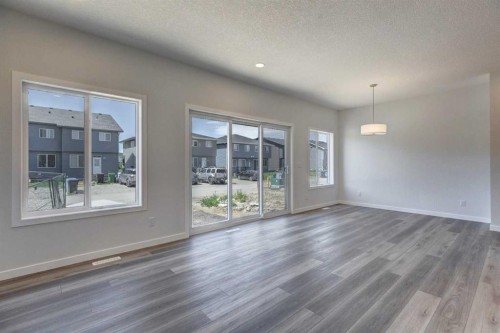 232 Creekstone Circle Sw, Calgary, AB - Indoor