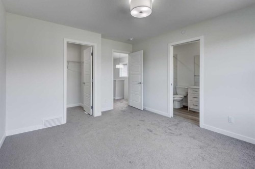 116 Herron Walk Ne, Calgary, AB - Indoor