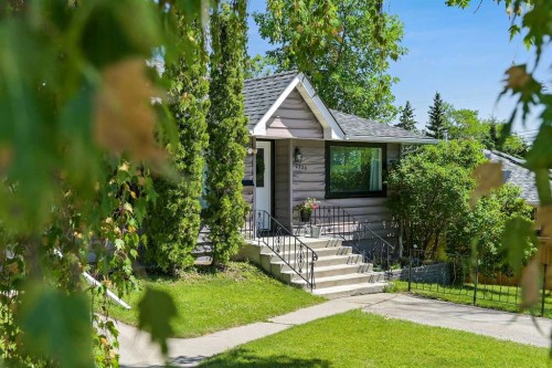 2326 19 Street Sw, Calgary, AB - Outdoor